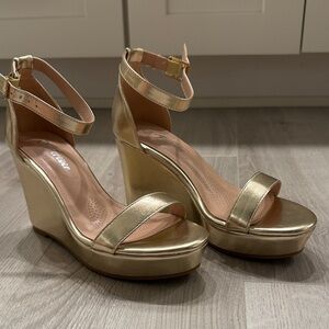 Gold Women's Wedge Sandals with Ankle Strap